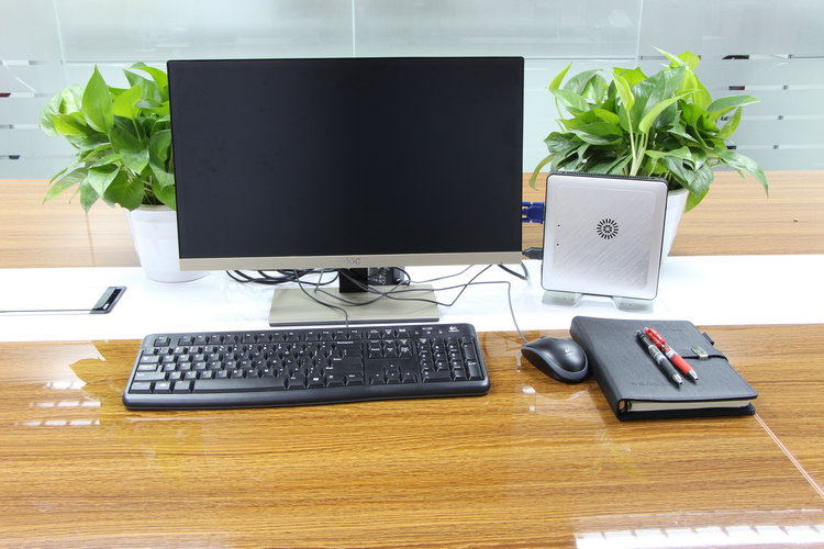 K390N链接显示器.JPG
